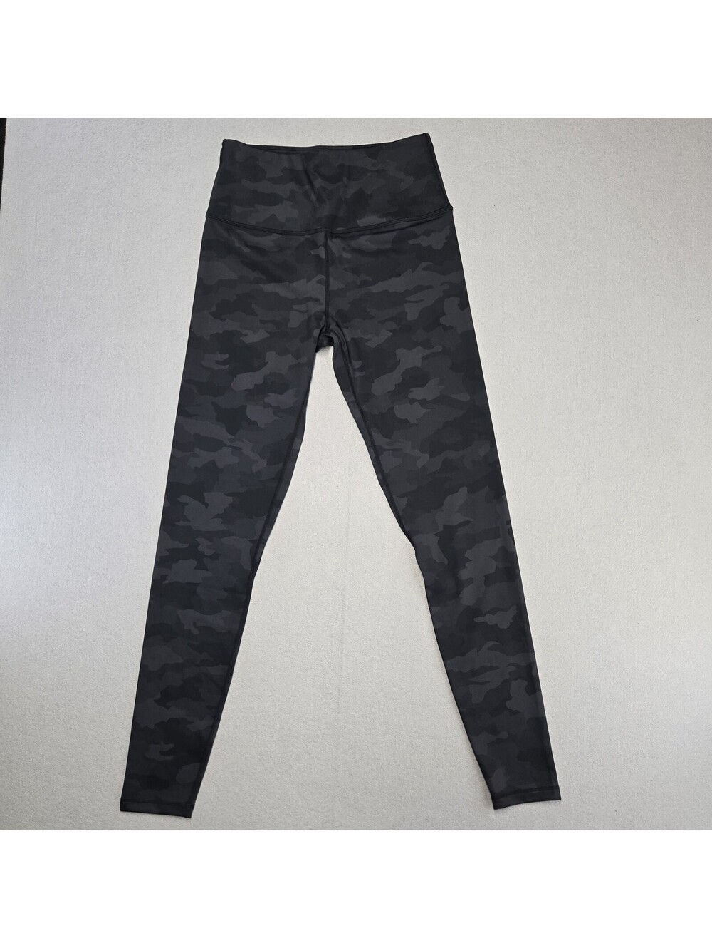 American Tall Performance Leggings Womens L Tall Grey Camo Poly Spandex NWT